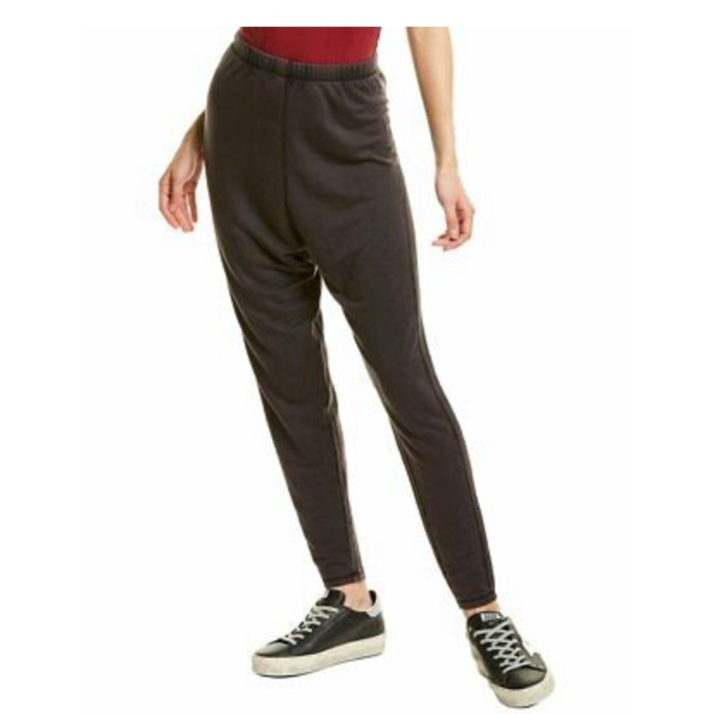 Free people super soft and comfy jogger pants in over size Small